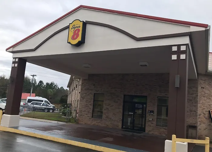 Super 8 By Wyndham Pascagoula Motel