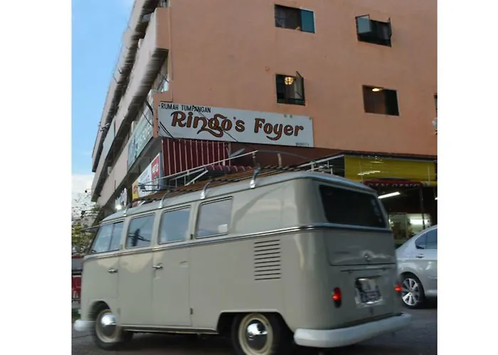 Ringo'S Foyer