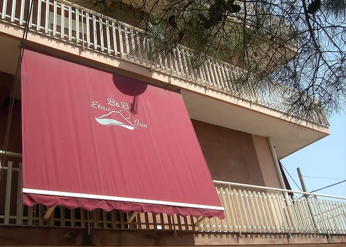 Etna Inn Motta SantʼAnastasia