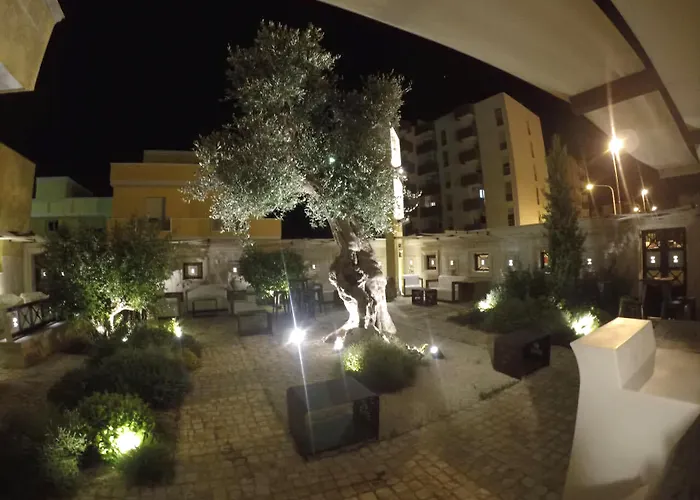 Bhb Hotel