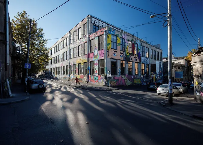 Fabrika Hostel&Suites