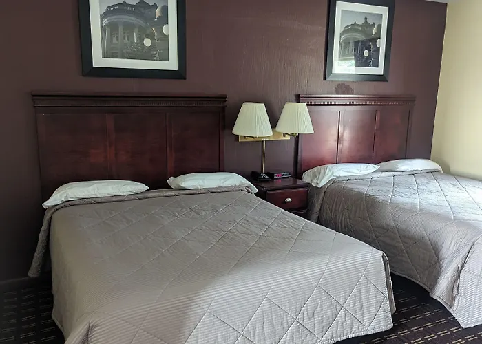 Dollar Inn Somerset