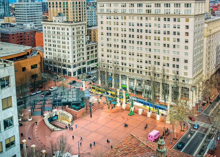 The Duniway Portland, A Hilton Hotel