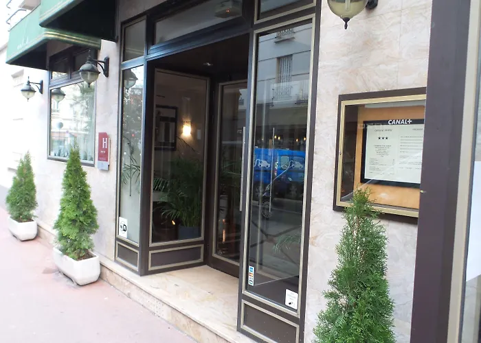 Crystal Hotel Levallois-Perret