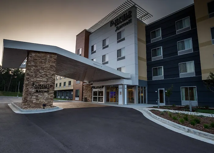 Fairfield Inn & Suites By Marriott Wisconsin Dells Lake Delton
