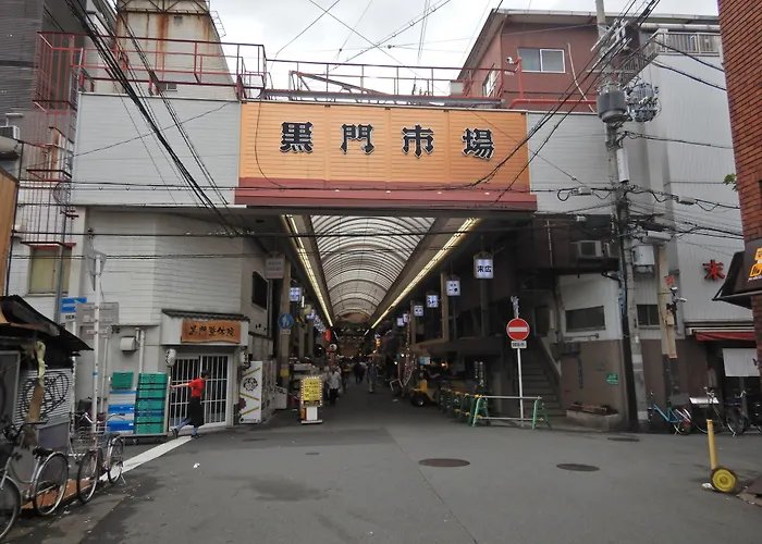 Nipponbashi Crystal Hotel