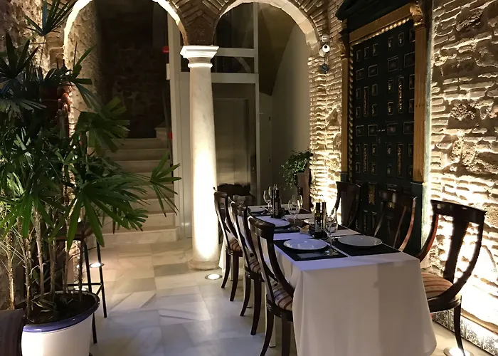 Rosario Uno Aparthotel Cadix