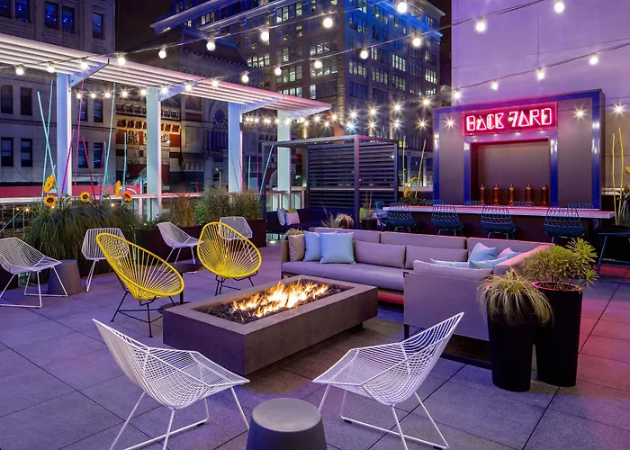 Aloft By Marriott Philadelphia Downtown Hotel