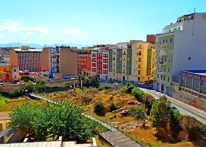Colibri Prestige Rooms - Roman Ruins View Cagliari