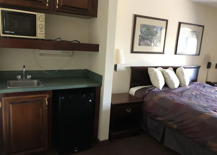 Gateway Inn Clarksville