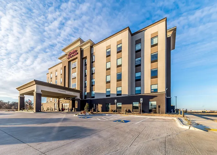 Pryor Creek Hotels