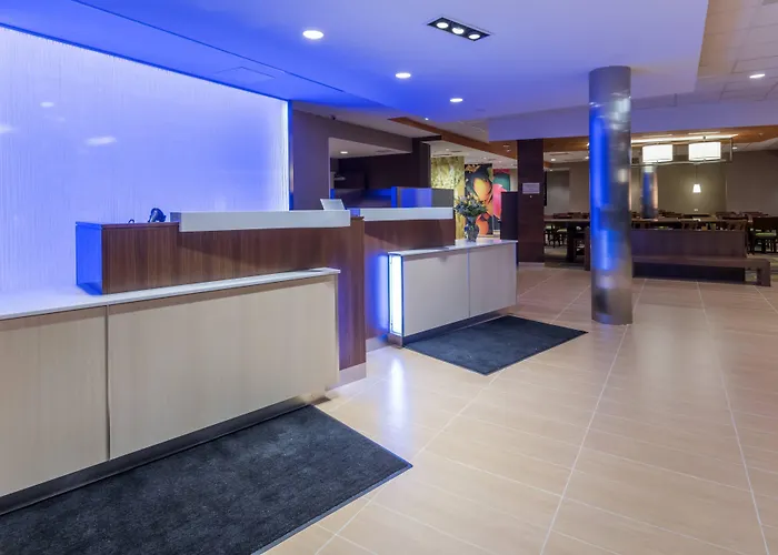Fairfield Inn & Suites By Marriott Boston Marlborough/Apex Center
