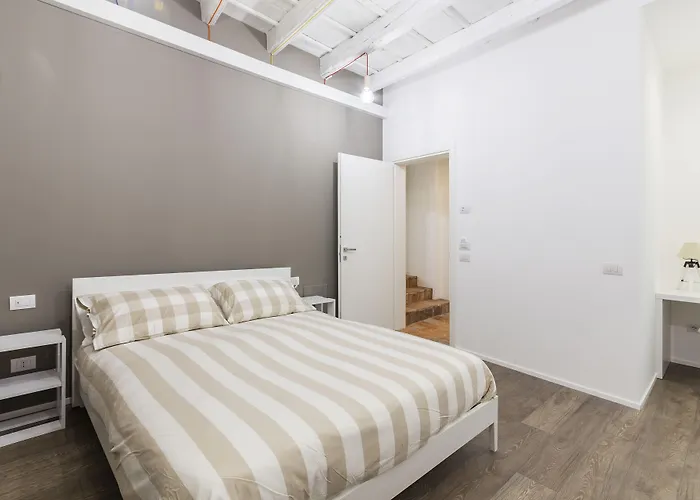Rumi Rooms Como