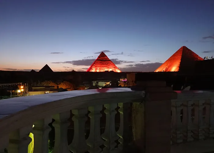 Royal Pyramids Inn