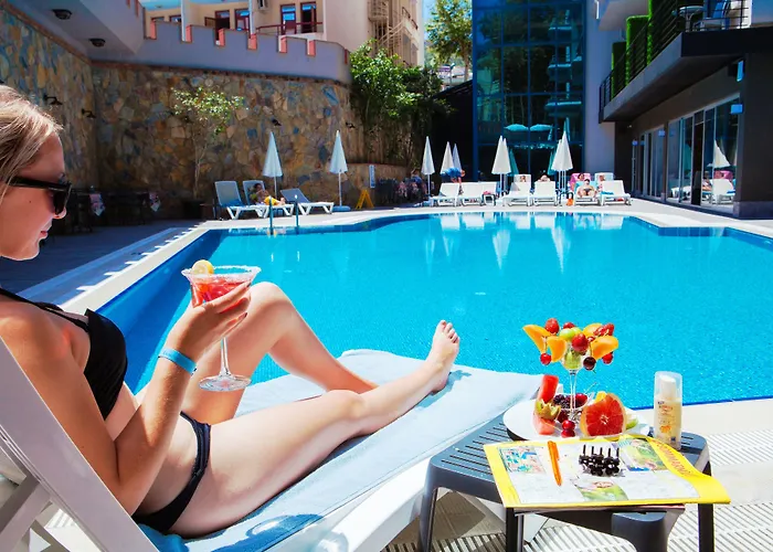 Ramira City Hotel - Adult Only