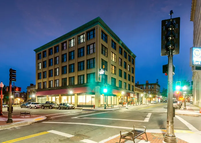 New Bedford Harbor Hotel, An Ascend Collection Hotel
