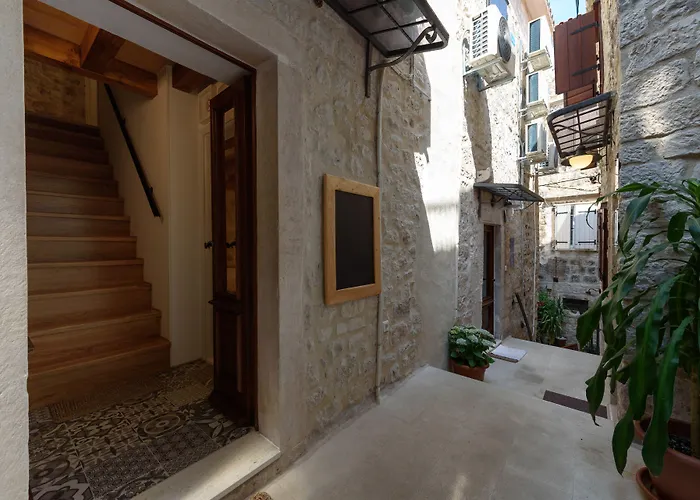 Apartments & Rooms Tiramola - Old Town Trogir