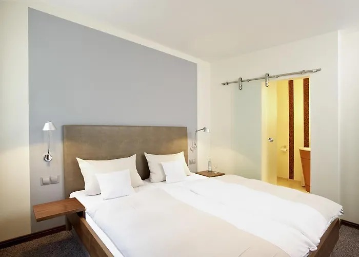 Hotel Am Helmwartsturm Andernach
