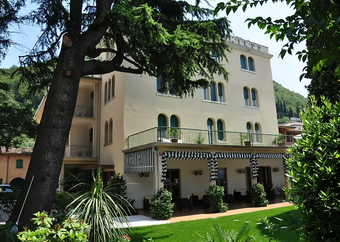 Hotel Terminus Garda 