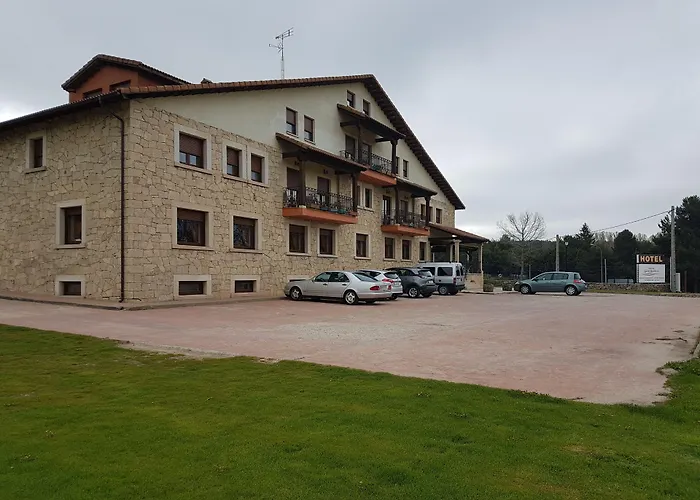 Hotel Garabatos Navarredonda