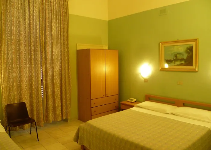 Hotel Pensione Romeo Bari