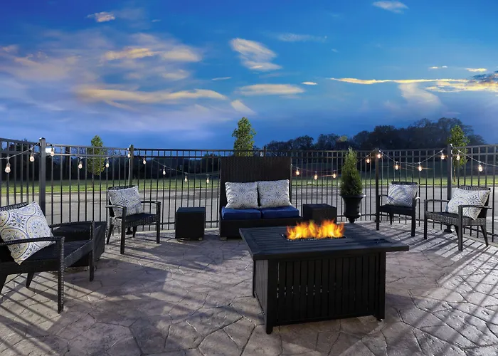 Garner Hotel Clarksville Northeast By Ihg