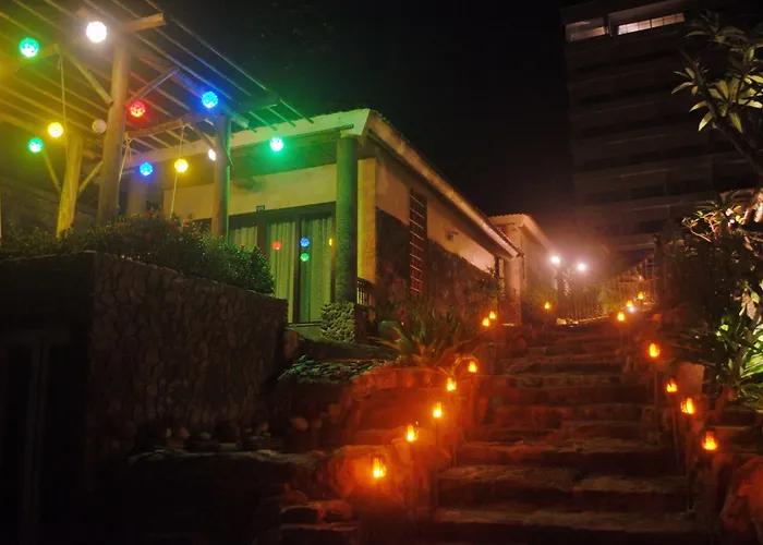Coral Bay Resort
