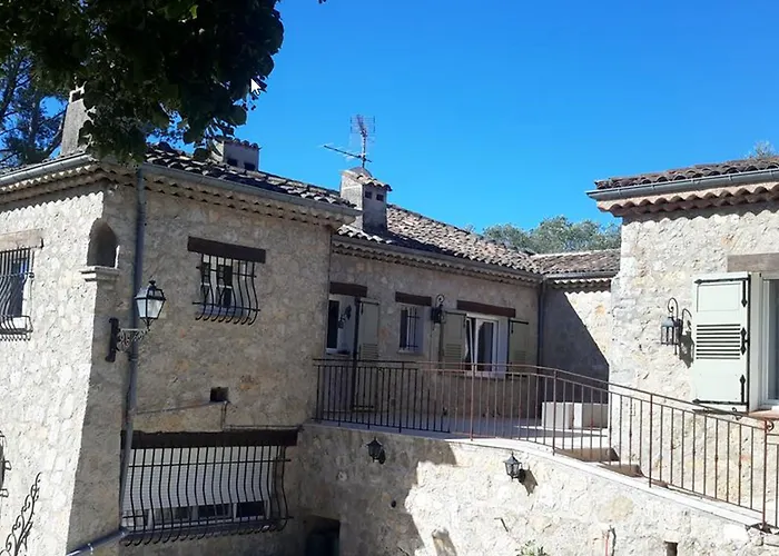 Aux charmes de grasse