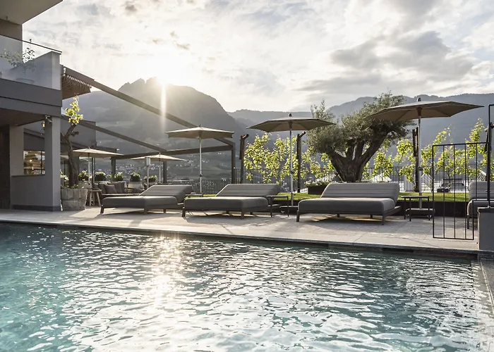 Vinea - Apartments Dorf Tirol