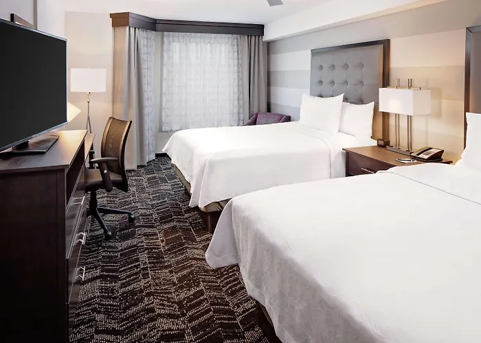 Ronkonkoma Hotels