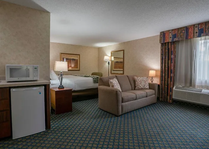 Miles City Hotels