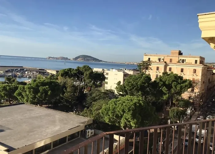 Guest House Domus Cicerone Formia