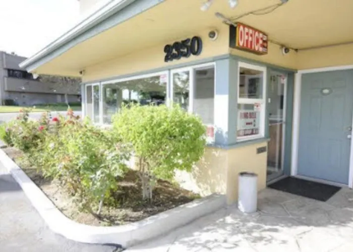 Victoria Motel Ventura