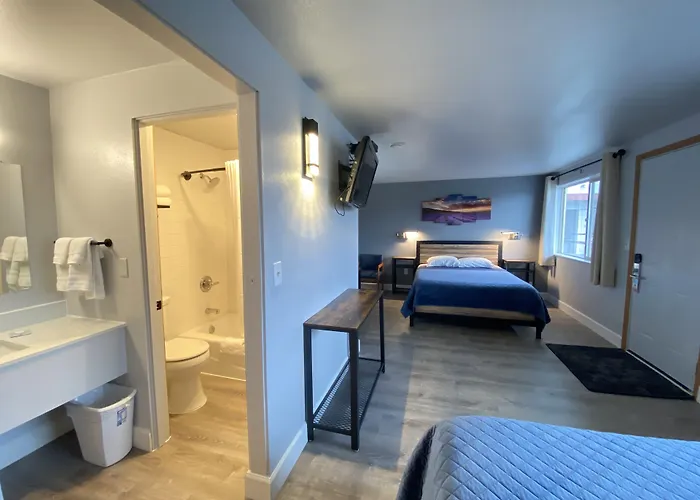 Aircrest Motel
