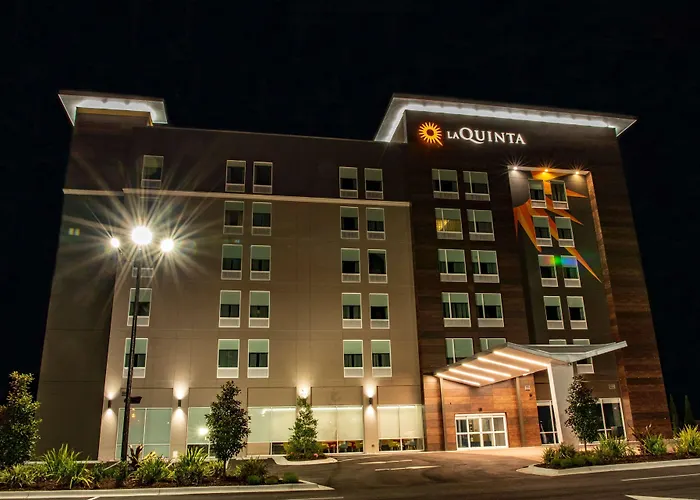 La Quinta Inn & Suites By Wyndham Lake City