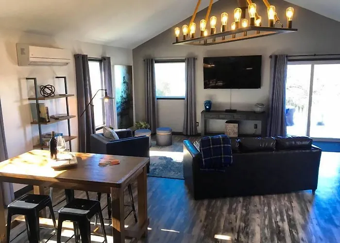 Papillon Cellars - The Loft