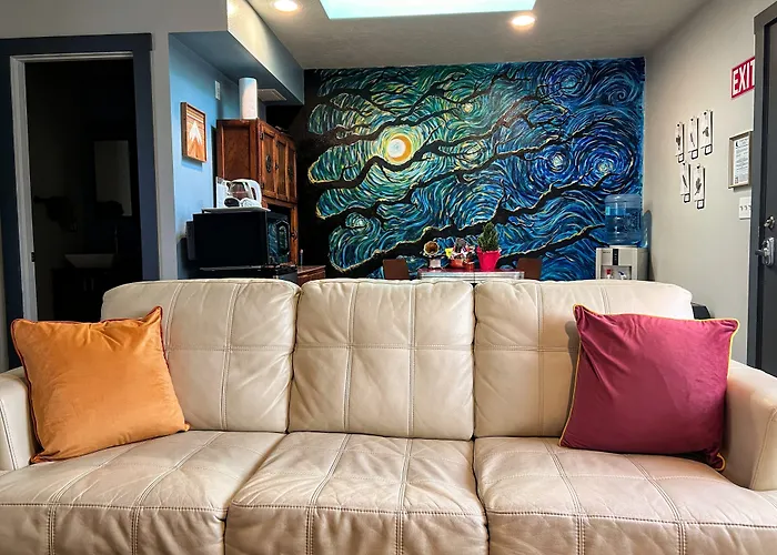 Starry Night Inn Seaside