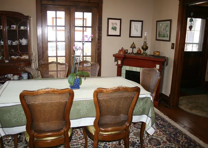 Serendipity Bed And Breakfast Saugatuck