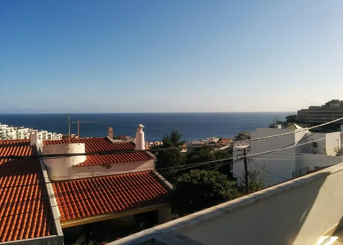 Lá em Cima Apartamento Sesimbra
