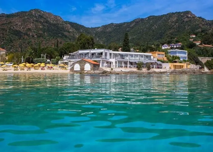 Roc Hotel - Hôtel 4 étoiles les pieds dans l'eau Le Lavandou