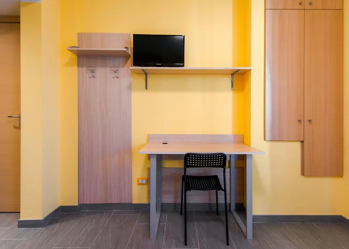 Casa Livio - Rooms And Studios Como