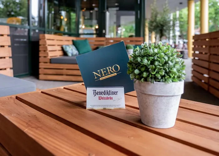 Nero Office Hotel & City Cafe