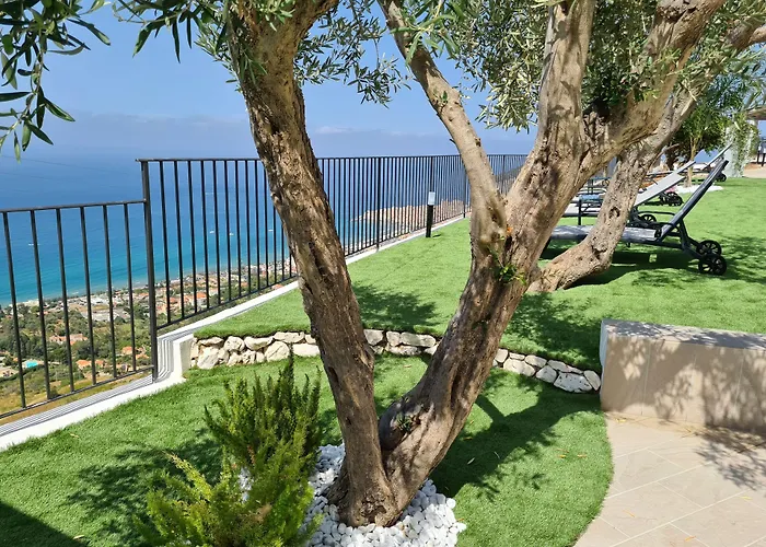 Skyview Cefalu