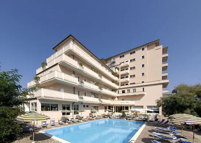 Hotel Man