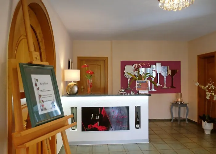 Hotels in Lieser