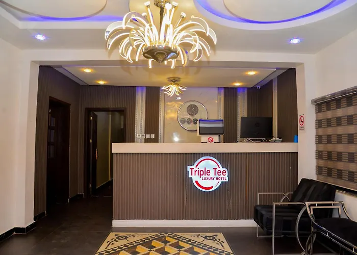 Triple Tee Luxury Hotel & Service Apartments Surulere