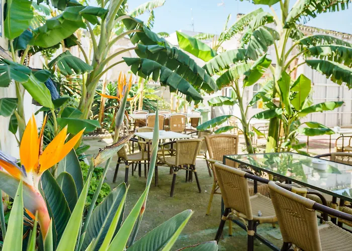 Hotel Carlos V Jerez By Vivere Stays Jerez de la Frontera