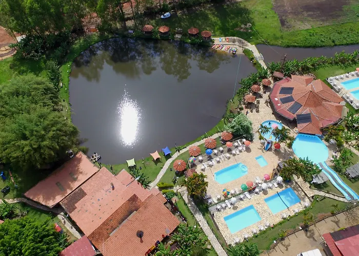 Ganso Complexo De Lazer Hotel Lambari 