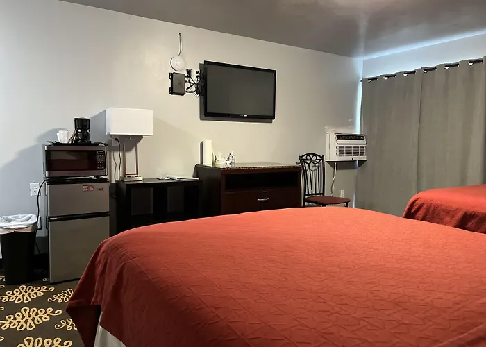 Midway Motel