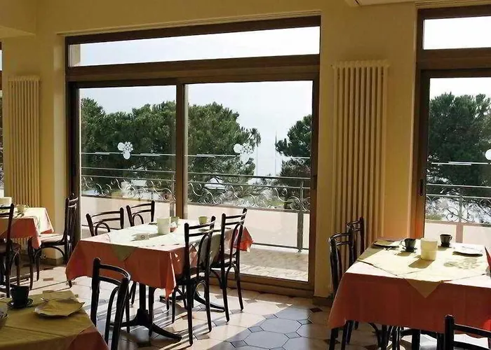 Hotel Geranio Au Lac Muralto